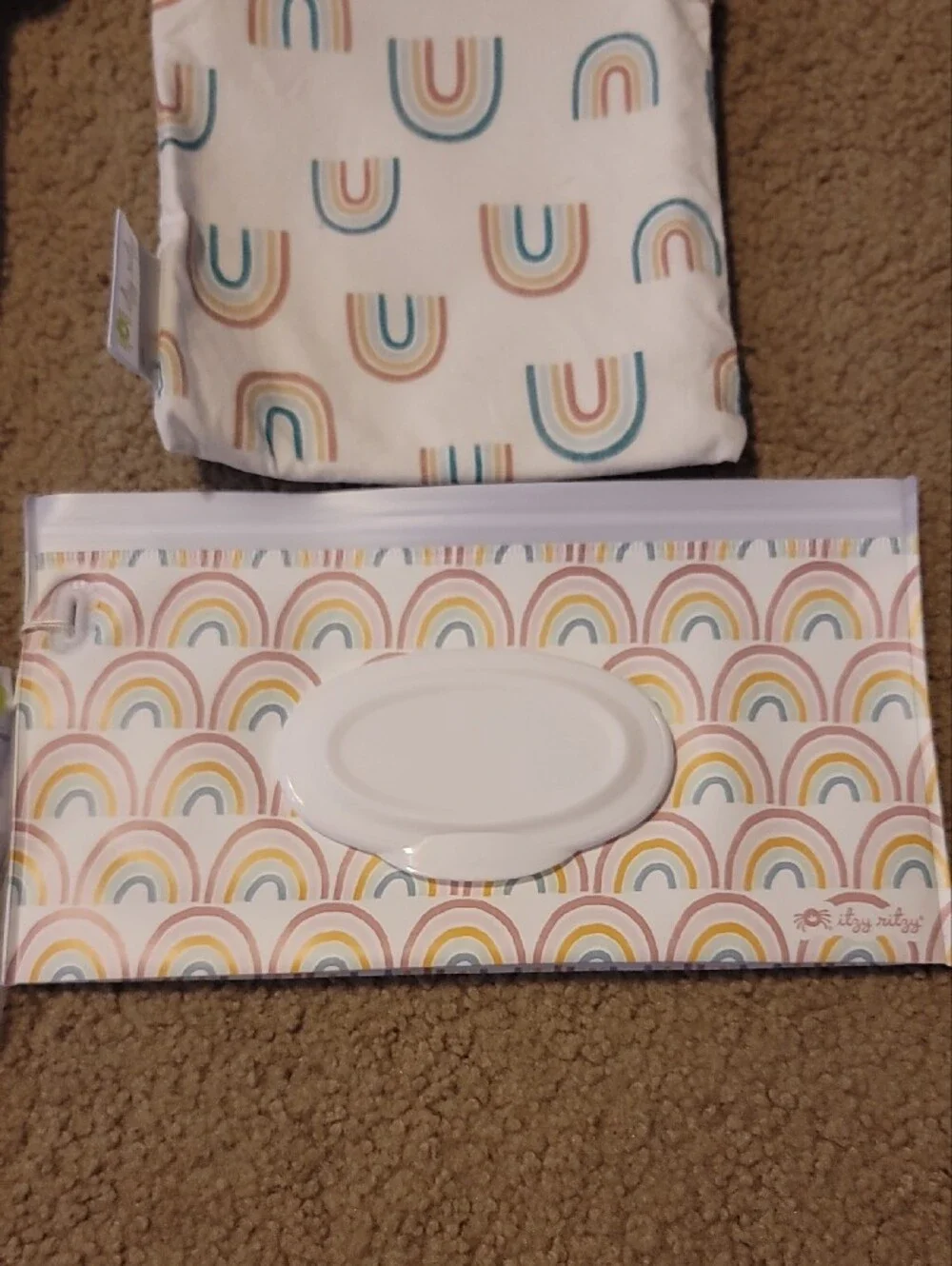 Itzy Ritzy Kids Rainbow Print Wet Bag and Wipes Case Set